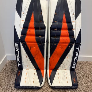 33" 2025 True Catalyst PX5 Goalie Leg Pads (Used)