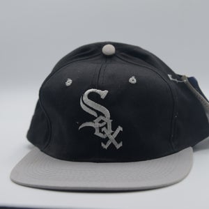 Vintage Chicago White Sox (MLB) Hat, New with Tag Attached