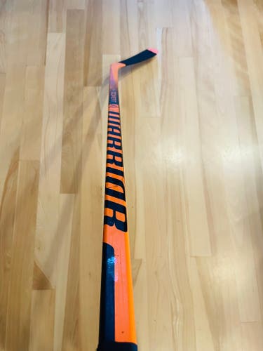 Junior Warrior Covert QR5 50 Right Handed Hockey Stick W03 40 Flex (Used)