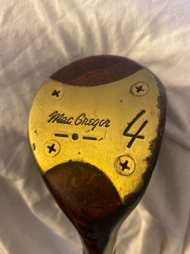 Men's Right Handed Fairway Wood Regular Flex 4 Wood (Used)