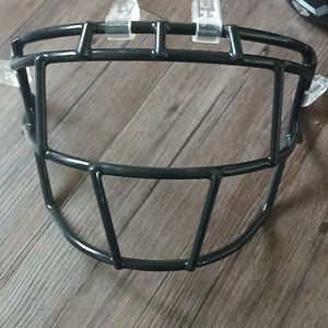 Youth Small Schutt F7 LX1 Helmet (New)