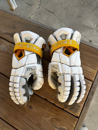 Maverik Max Lacrosse Gloves 13" (Used)