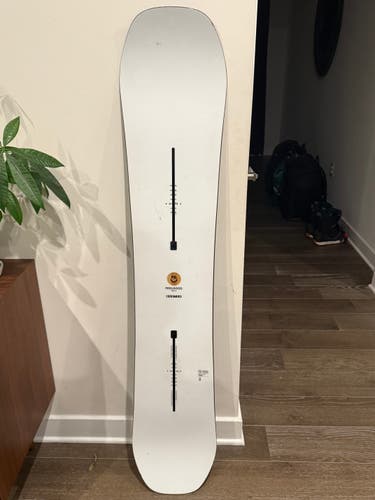 Women's Burton Feelgood Snowboard All Mountain Without Bindings (Used)