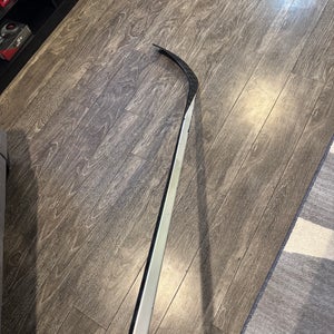 Intermediate Bauer Proto-R Style Right Handed Hockey Stick P92 65 Flex Pro Stock (Used)