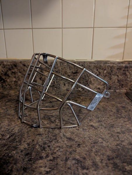 Senior Large Bauer Goalie Cage