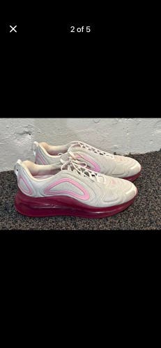 Unisex Size M 9.0 (W 10.0) Adult Nike Air Max 720 Shoes (Used)