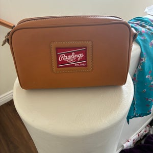 Rawlings heart of the hide toiletry bag