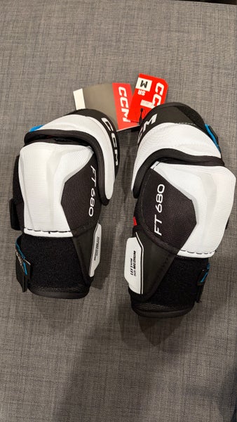 Senior Medium CCM JetSpeed FT680 Elbow Pads (New)