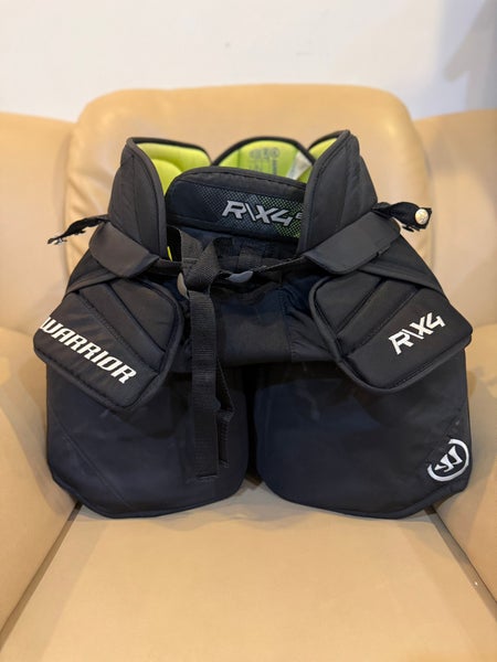 Intermediate Medium Warrior Ritual X4 E Hockey Goalie Pants (Used)