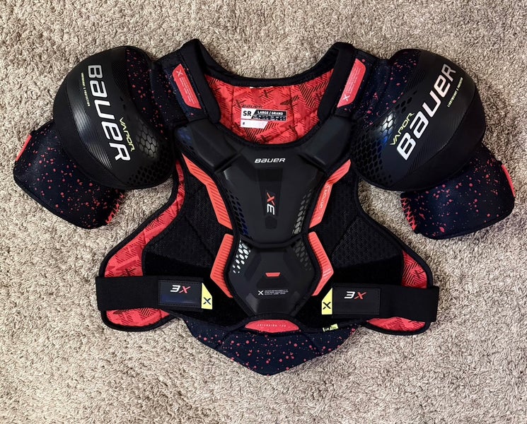 Large Senior Bauer Vapor 3X Pro Shoulder Pads (Used) LIKE NEW