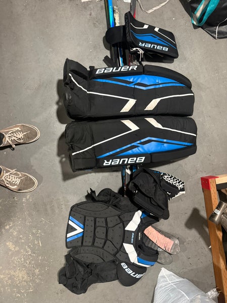 Large Bauer Goalie Leg Pads (New)