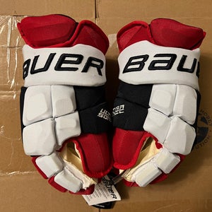Winnipeg Jets Bauer Ultrasonic Gloves 14" NWT