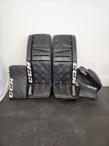 CCM EFlex Goalie Full Set (32 + 1 Senior) All Black