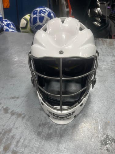 Used Cascade CS-R Lacrosse Helmet None One Size 11337-S000476818