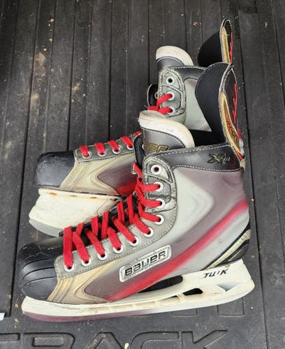 Pro Bauer Vapor X7.0 Hockey Skates 10.5 fit 2 (Used)