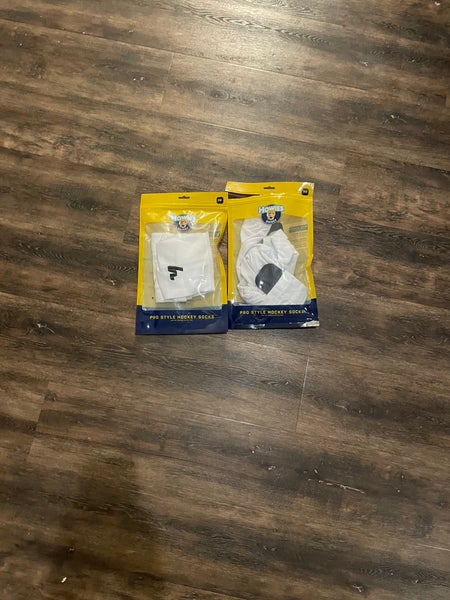 White Small Howies Socks (New)