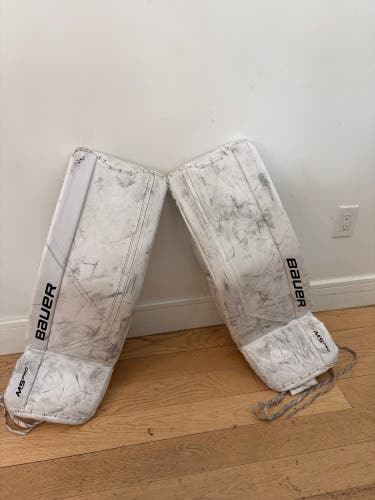 31" Bauer Supreme M5 Pro Goalie Leg Pads (Used)