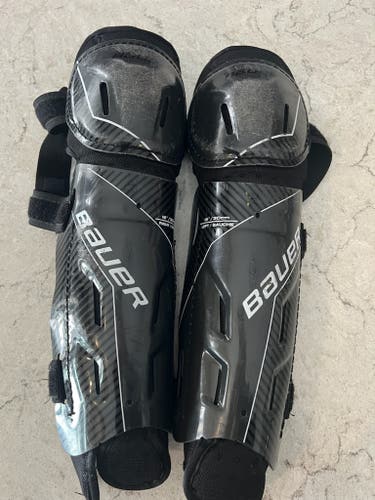 Youth Bauer 12" Shin Pads (Used)