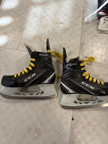 2018 CCM Tacks 9040 Hockey Skates Regular Widt