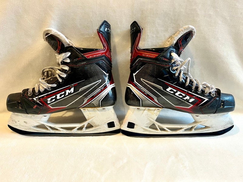 CCM JetSpeed FT490 Hockey Skates Regular Width (Used)