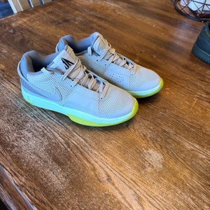 Men's Size M 7.0 (W 8.0) Nike Ja 1 Shoes (New)