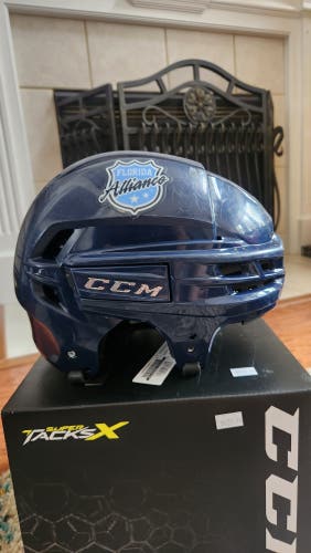 Medium CCM Super Tacks X Helmet (Used) With Box NAVY BLUE