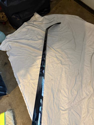 Senior CCM Ribcor Trigger 10 Pro Left Hand Hockey Stick P29 70 Flex (New)