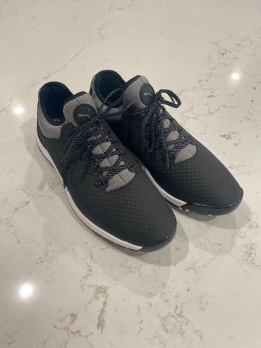 Men's Size M 10.5 (W 11.5) Puma Proadapt alphacat Golf Shoes (Used)