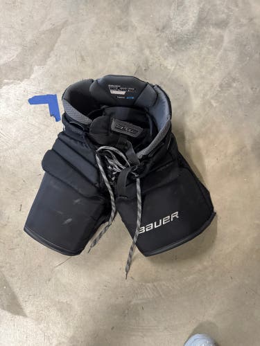Intermediate Medium Bauer Elite Hockey Goalie Pants (Used)