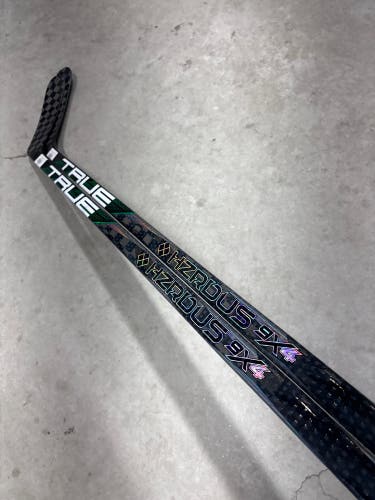 2 Pack P29M 75 Flex Senior True Project X Smoke Right Handed Hockey Stick Pro Stock NHL (New)