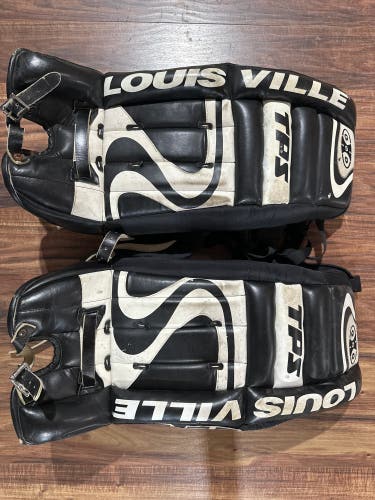26" TPS Louisville X800 Goalie Leg Pads (Used)