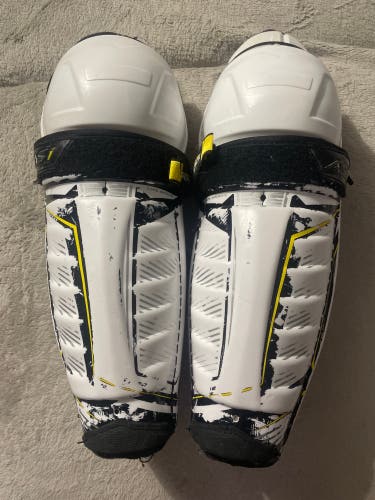 Youth CCM Super Tacks AS1 11" Shin Pads (Used)