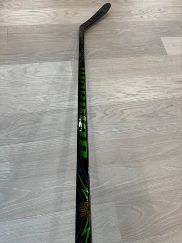 Senior Warrior Alpha Deluxe Right Handed Hockey Stick W28 70 Flex (New)