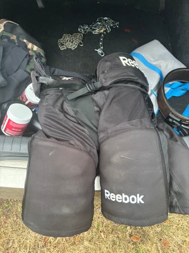 Men's Senior XL Reebok 18K Hockey Pants (Used)