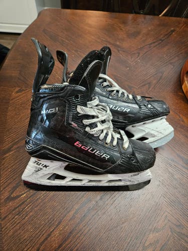 Bauer Supreme Mach Hockey Skates Regular Width 7 (Used)