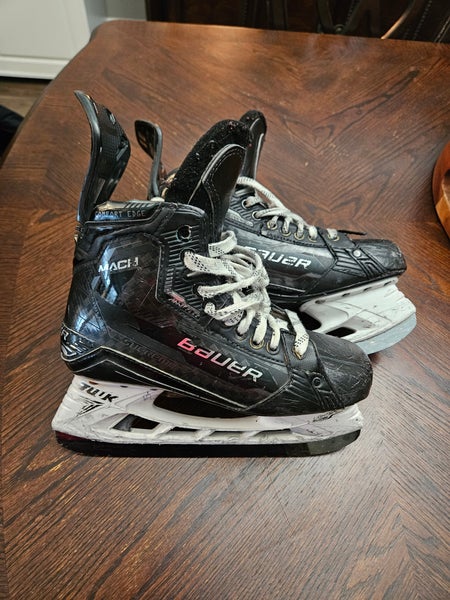 Bauer Supreme Mach Hockey Skates Regular Width 7 (Used)