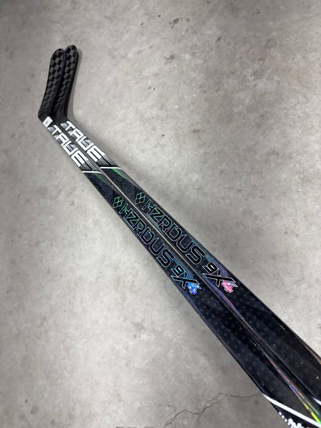 2 Pack P29 75 Flex Senior True Project X Smoke Right Handed Hockey Stick Pro Stock NHL (New)