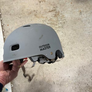 Large Bike  Skateboarding snowboarding helmet great condition