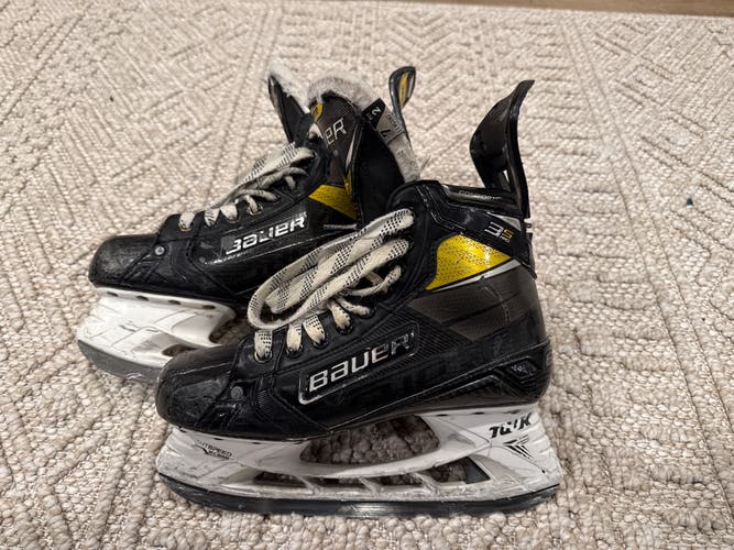 2020 Bauer Supreme 3S Pro Hockey Skates Size 7 Fit 2