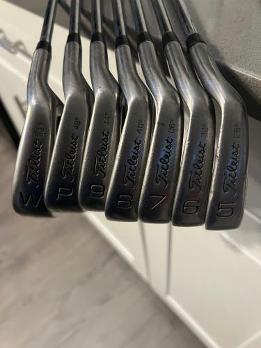 Men's Titleist DCI Right Handed Iron Set Stiff Flex (7 Clubs) #5 - #9, PW, GW Steel Shaft (Used)
