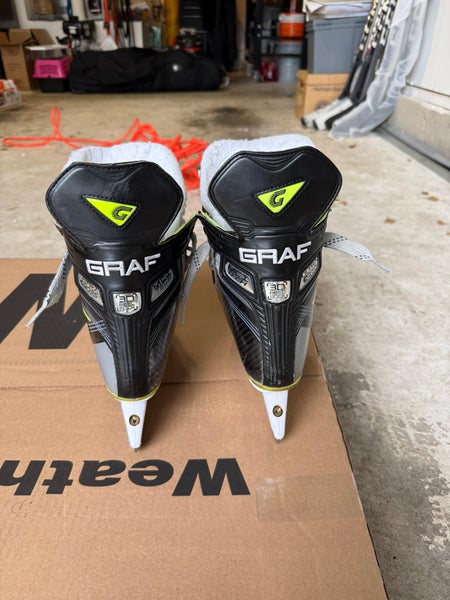 Graf Ultra G9035 Hockey Skates Regular Width 9 (Used)
