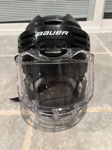 Small Bauer Re-Akt 75 Helmet (Used)