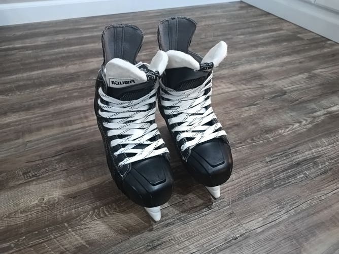 Bauer Nexus 5000 Hockey Junior Skates Extra Wide Width Size 1.5 (Used)