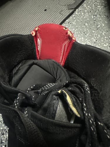 Junior Small Bauer Nsx Hockey Pants (Used)