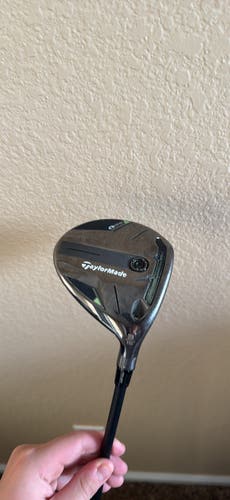 Men's 2025 TaylorMade Qi35 Right Handed Fairway Wood Regular Flex 3 Wood (Used)