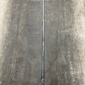 Broken Junior Bauer Twitch Right Handed Hockey Stick P92 40 Flex (Used)