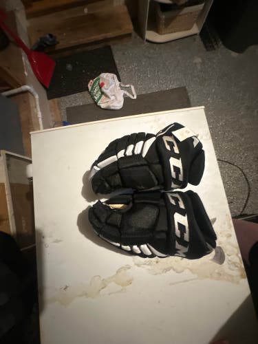 CCM JetSpeed FT4 Gloves 13" (Used)