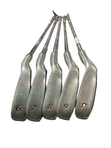 Used Strata 6-PW IRON SET Mens Iron Set RH 6I-PW 11834-S000036575