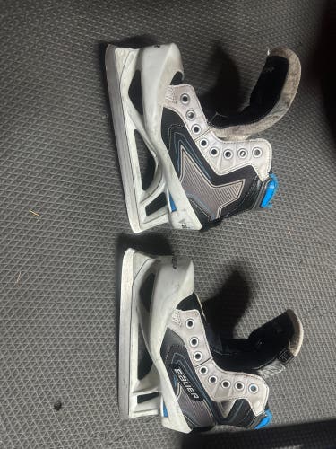 2016 Bauer Reactor 5000 Hockey Goalie Skates Regular Width Size 2 (Used)