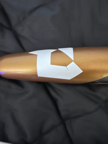 2022 DeMarini Zoa Composite BBCOR Certified Bat (-3) 30 oz 33" (Used)